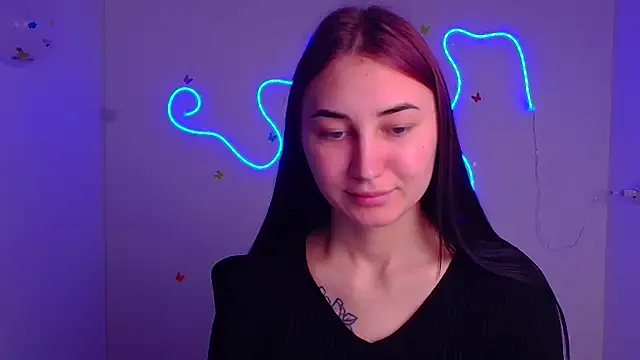 Jennifer Blum online show from March 11, 2025, 6:21 am