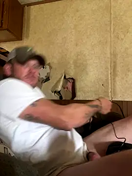 curvedcock8666 online show from November 17, 2025, 4:24 pm