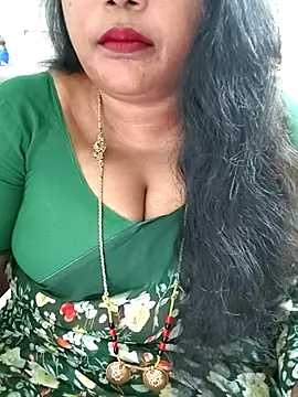 Snapshot of Swapna_143 chatting on May 18, 2026, 2:40 am Swapna 143 online show from May 18, 2026, 2:40 am