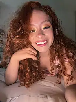Snapshot of Marie_Rose chatting on May 28, 2026, 8:28 pm Marie Rose online show from May 28, 2026, 8:28 pm