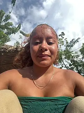 Snapshot of Marie_Rose chatting on August 5, 2026, 9:39 pm Marie Rose online show from August 5, 2026, 9:39 pm