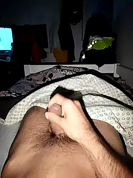 Snapshot of Edulixe_15 chatting on November 4, 2025, 12:43 am Edulixe 15 online show from November 4, 2025, 12:43 am