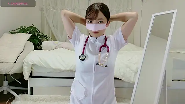 momochan88 online show from October 3, 2025, 12:35 pm