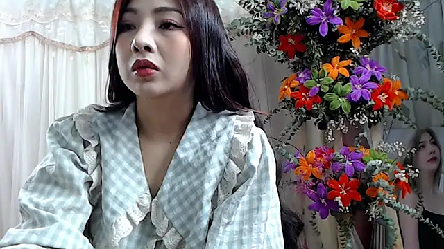 Snapshot of MiMi_0293 chatting on January 9, 2025, 4:08 am MiMi 0293 online show from January 9, 2025, 4:08 am