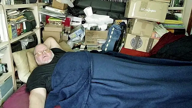 hadeszeuss2 online show from February 9, 2025, 6:37 pm