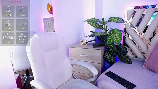 Camille jhonson online show from February 2, 2025, 10:57 am