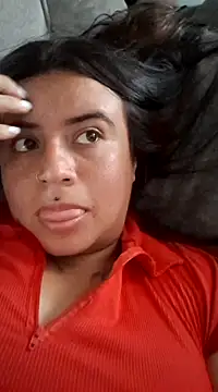 Snapshot of Devilsweet17 chatting on December 28, 2024, 8:25 pm Devilsweet17 online show from December 28, 2024, 8:25 pm