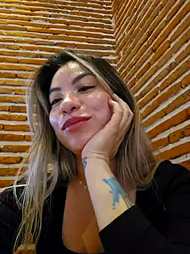 Karen San Miguel online show from January 29, 2025, 9:39 pm