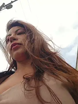Snapshot of Karen_San_Miguel chatting on June 2, 2026, 8:22 pm Karen San Miguel online show from June 2, 2026, 8:22 pm