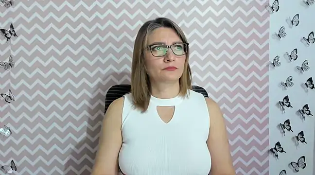 Snapshot of Amie_Adams82_ chatting on December 2, 2024, 4:42 pm Amie Adams82 online show from December 2, 2024, 4:42 pm