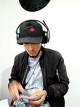 Snapshot of mosmar_20 chatting on December 27, 2024, 2:14 am mosmar 20 online show from December 27, 2024, 2:14 am