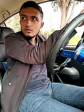 Snapshot of mosmar_20 chatting on January 6, 2025, 9:00 pm mosmar 20 online show from January 6, 2025, 9:00 pm