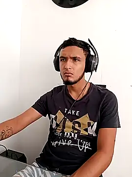 Snapshot of mosmar_20 chatting on January 18, 2025, 8:51 pm mosmar 20 online show from January 18, 2025, 8:51 pm