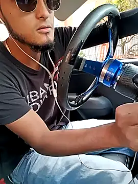 Snapshot of mosmar_20 chatting on February 19, 2025, 9:58 pm mosmar 20 online show from February 19, 2025, 9:58 pm