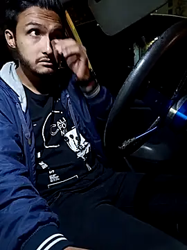 Snapshot of mosmar_20 chatting on November 7, 2025, 11:05 pm mosmar 20 online show from November 7, 2025, 11:05 pm