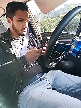 Snapshot of mosmar_20 chatting on November 11, 2025, 12:05 pm mosmar 20 online show from November 11, 2025, 12:05 pm