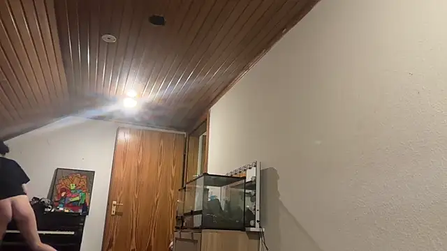 JeSuisUnTapin online show from April 19, 2026, 7:16 pm