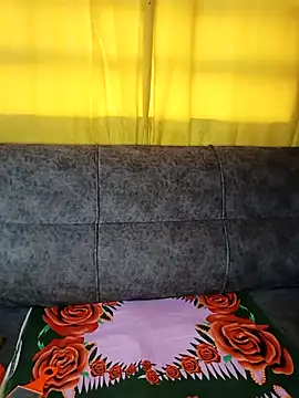 Snapshot of pretty-eyes23 chatting on February 7, 2025, 6:14 am pretty-eyes23 online show from February 7, 2025, 6:14 am