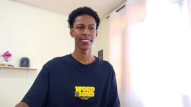 maiki18  online show from March 21, 2025, 4:51 pm