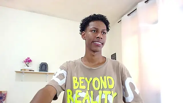 maiki18  online show from March 22, 2025, 4:47 pm