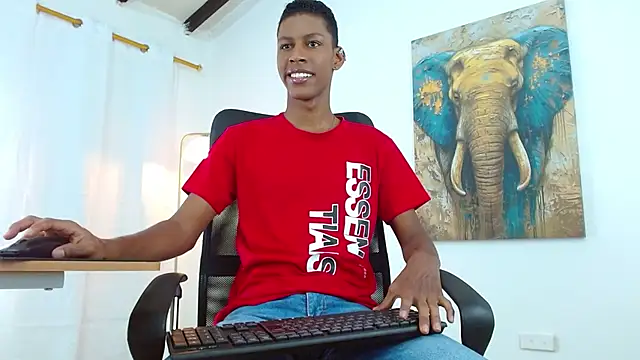 maiki18  online show from September 10, 2025, 1:55 pm