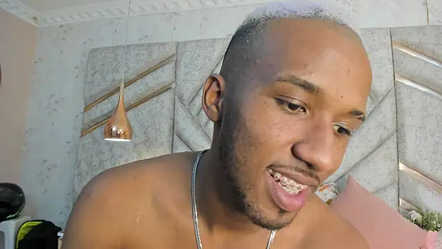 Snapshot of JamesParck chatting on February 9, 2025, 6:16 pm JamesParck online show from February 9, 2025, 6:16 pm