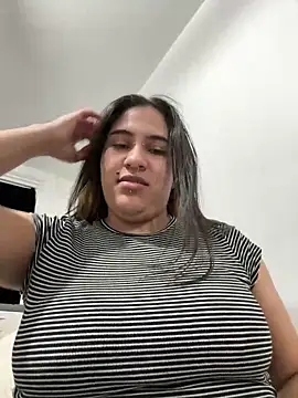 Karla Raguz online show from February 17, 2025, 12:48 pm