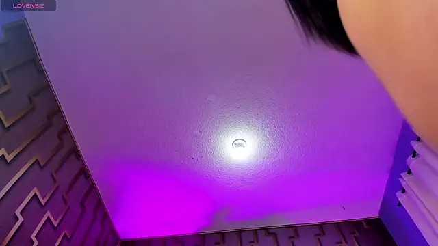 Deni rose online show from March 14, 2025, 7:55 pm