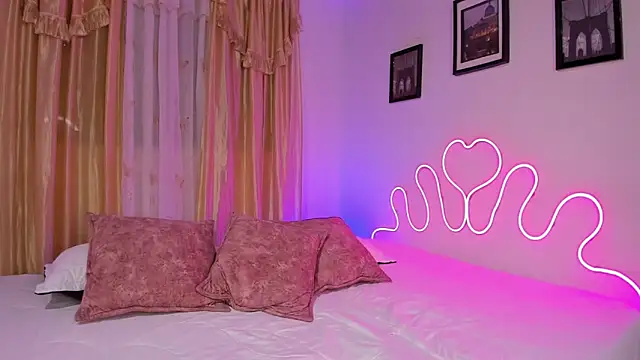 Snapshot of sara_ander9107 chatting on November 20, 2025, 10:48 am sara ander9107 online show from November 20, 2025, 10:48 am