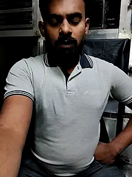 rayhan085 online show from December 18, 2024, 5:21 pm