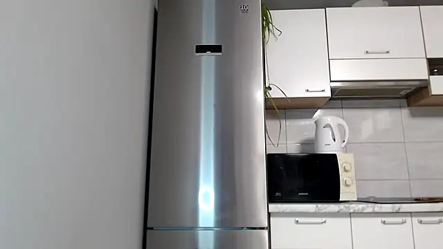 SierraSky  online show from September 20, 2025, 5:03 pm