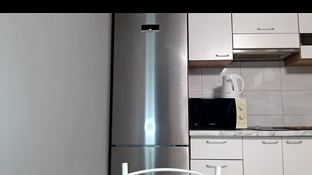 Snapshot of SierraSky_ chatting on May 19, 2026, 5:19 pm SierraSky online show from May 19, 2026, 5:19 pm