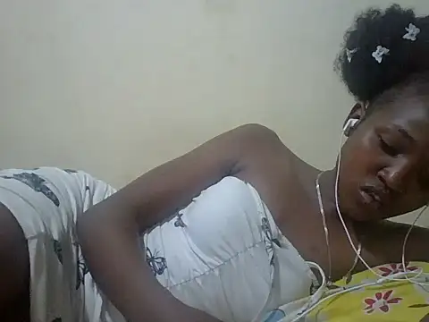 Snapshot of pretty_cool chatting on January 18, 2025, 6:32 pm pretty cool online show from January 18, 2025, 6:32 pm