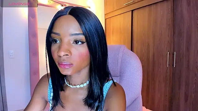 Snapshot of alikahouston4 chatting on July 7, 2026, 9:13 am alikahouston4 online show from July 7, 2026, 9:13 am