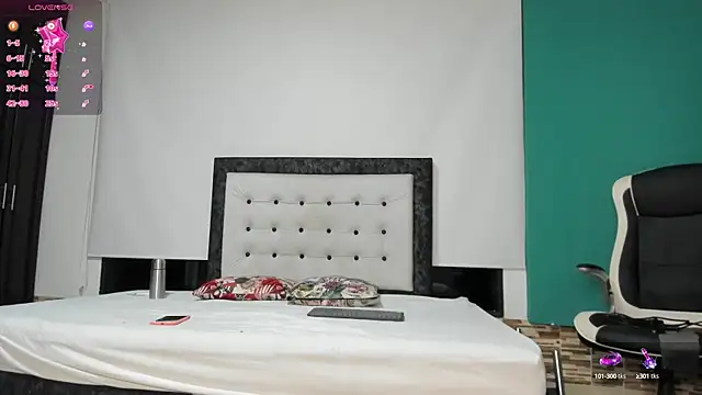 Snapshot of SelenaGmez chatting on January 18, 2025, 10:06 am SelenaGmez online show from January 18, 2025, 10:06 am