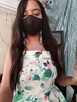 Parinaaz18 online show from May 8, 2026, 1:33 am