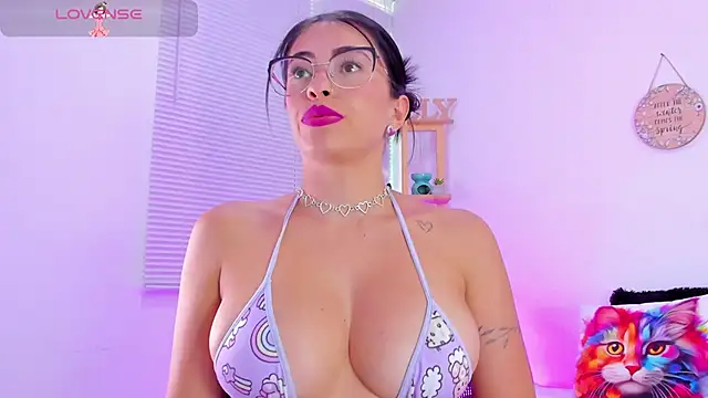 EmillySanders online show from February 7, 2025, 9:15 pm