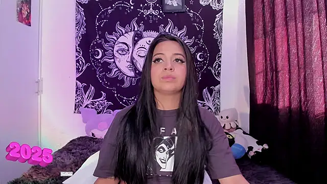 Snapshot of soy_lui_ chatting on January 21, 2025, 9:04 pm soy lui online show from January 21, 2025, 9:04 pm