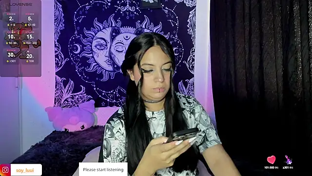 Snapshot of soy_lui_ chatting on February 5, 2025, 8:04 pm soy lui online show from February 5, 2025, 8:04 pm