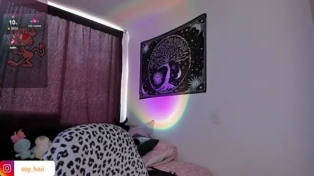 Snapshot of soy_lui_ chatting on September 15, 2025, 8:31 pm soy lui online show from September 15, 2025, 8:31 pm