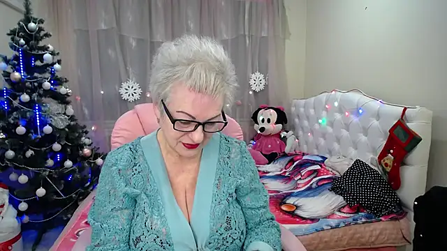 KayleSmoll online show from January 21, 2025, 7:17 pm