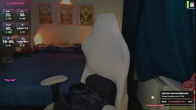 -LinaLove- online show from March 8, 2026, 8:34 pm