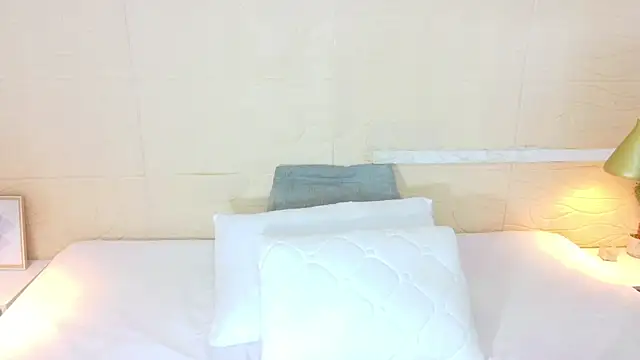 Shamiraa moore online show from October 20, 2025, 8:20 pm