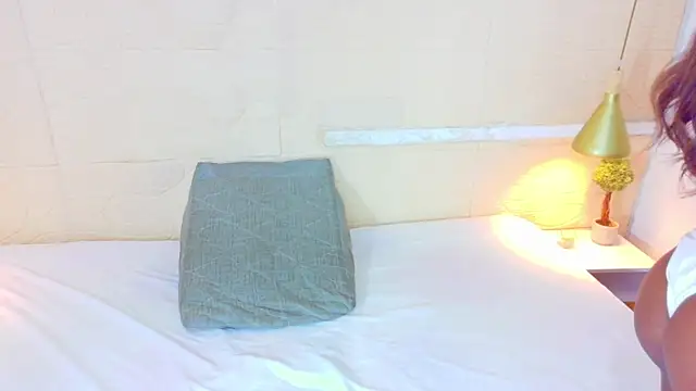 Snapshot of Shamiraa_moore chatting on April 8, 2026, 5:46 pm Shamiraa moore online show from April 8, 2026, 5:46 pm