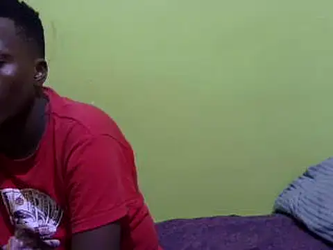 QUEEN-LIZ online show from March 20, 2025, 9:37 am