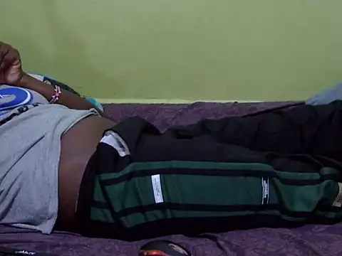 QUEEN-LIZ online show from October 10, 2025, 6:07 pm