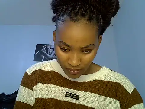 cute-alexis online show from May 23, 2026, 10:08 am