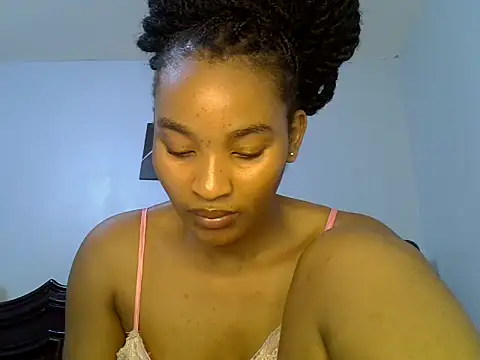 cute-alexis online show from June 27, 2026, 12:22 pm