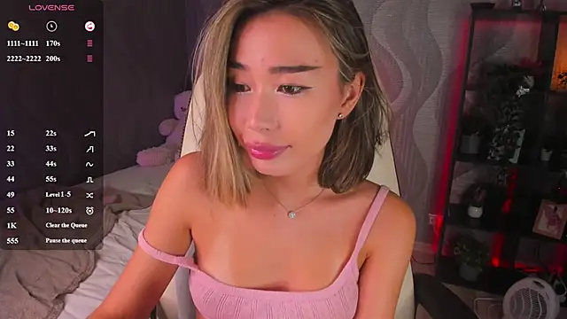 Snapshot of sensualily chatting on May 22, 2026, 3:28 pm sensualily online show from May 22, 2026, 3:28 pm