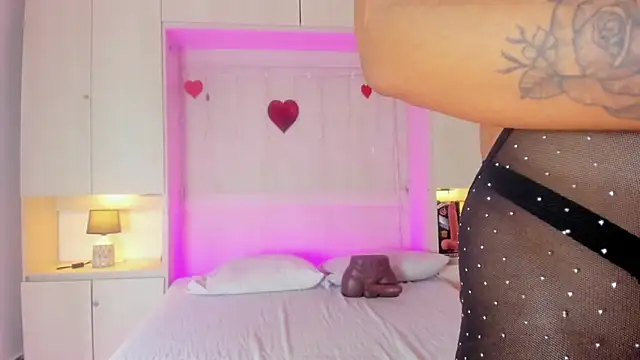 KendallRosse1 online show from March 7, 2026, 4:20 am